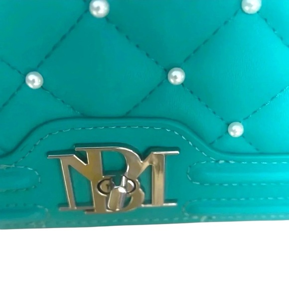 NWT Baffled Mishchka Letter Lock crossbody with bombe & pearls - Picture 8 of 10